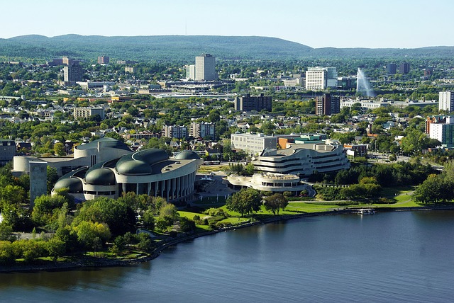 Hay muchos maravillosos lugares para vivir en Canadá, ya sea en una gran ciudad, un suburbio, una pequeña ciudad o zona rural